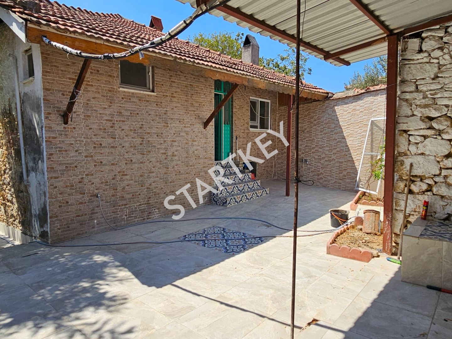 Property-photo