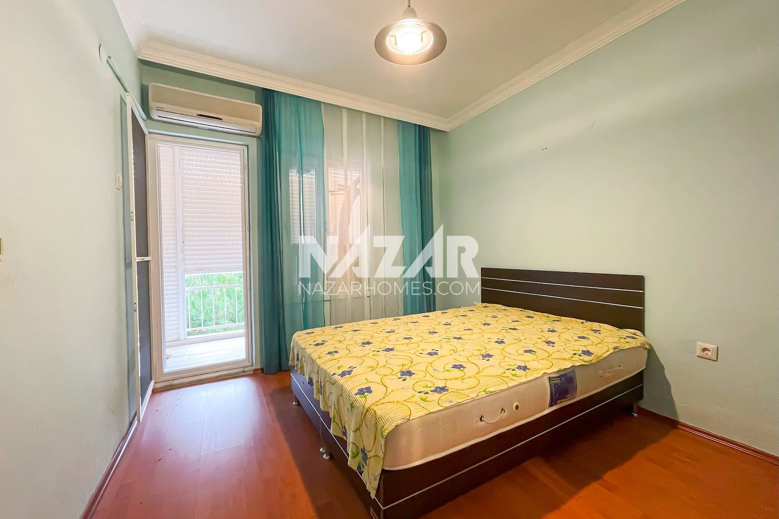 Property-photo