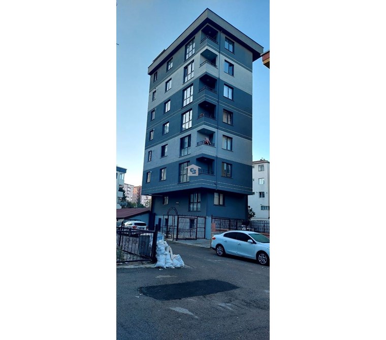 Adliye Ve Hastaneye 5 Dk Yürüme Mesafesinde Satılık Dubleks