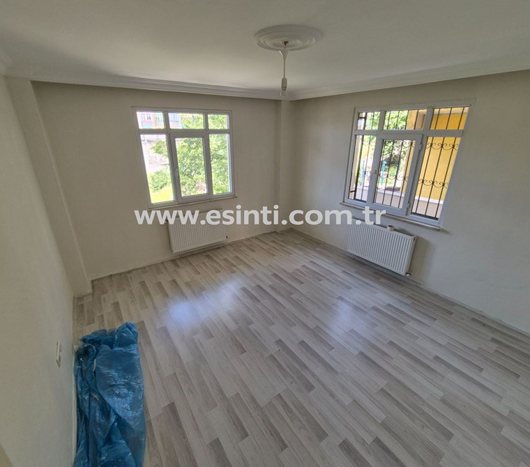 Yeditepe Yakını, İnönü Mah. 70m² 1+1, Ayrı Mutfaklı Kiralık Daire