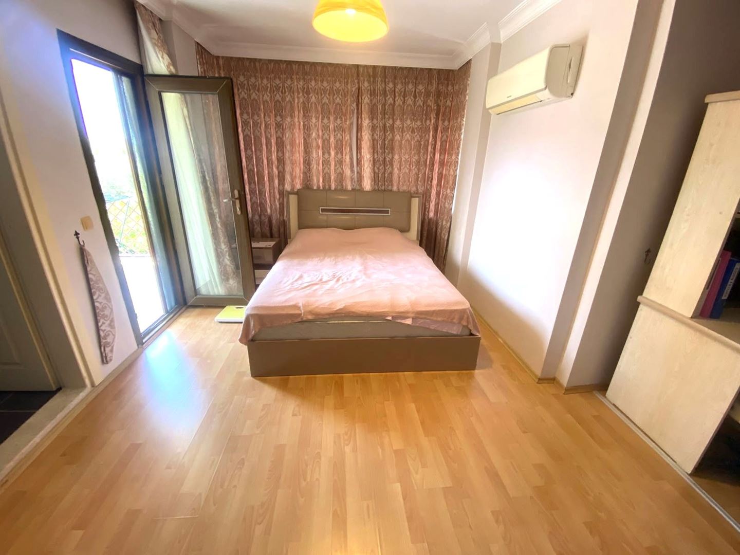 Property-photo