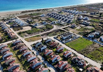 FİNKUM VİLLARINDA 6+1 TRİPLEX ÖZEL YAPIM VİLLA