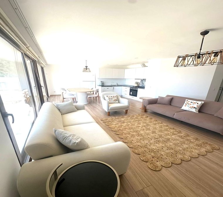 Yalıkavakta Kış Dönemi-Mayısa Kadar Kiralık 1+1 Eşyalı Daire