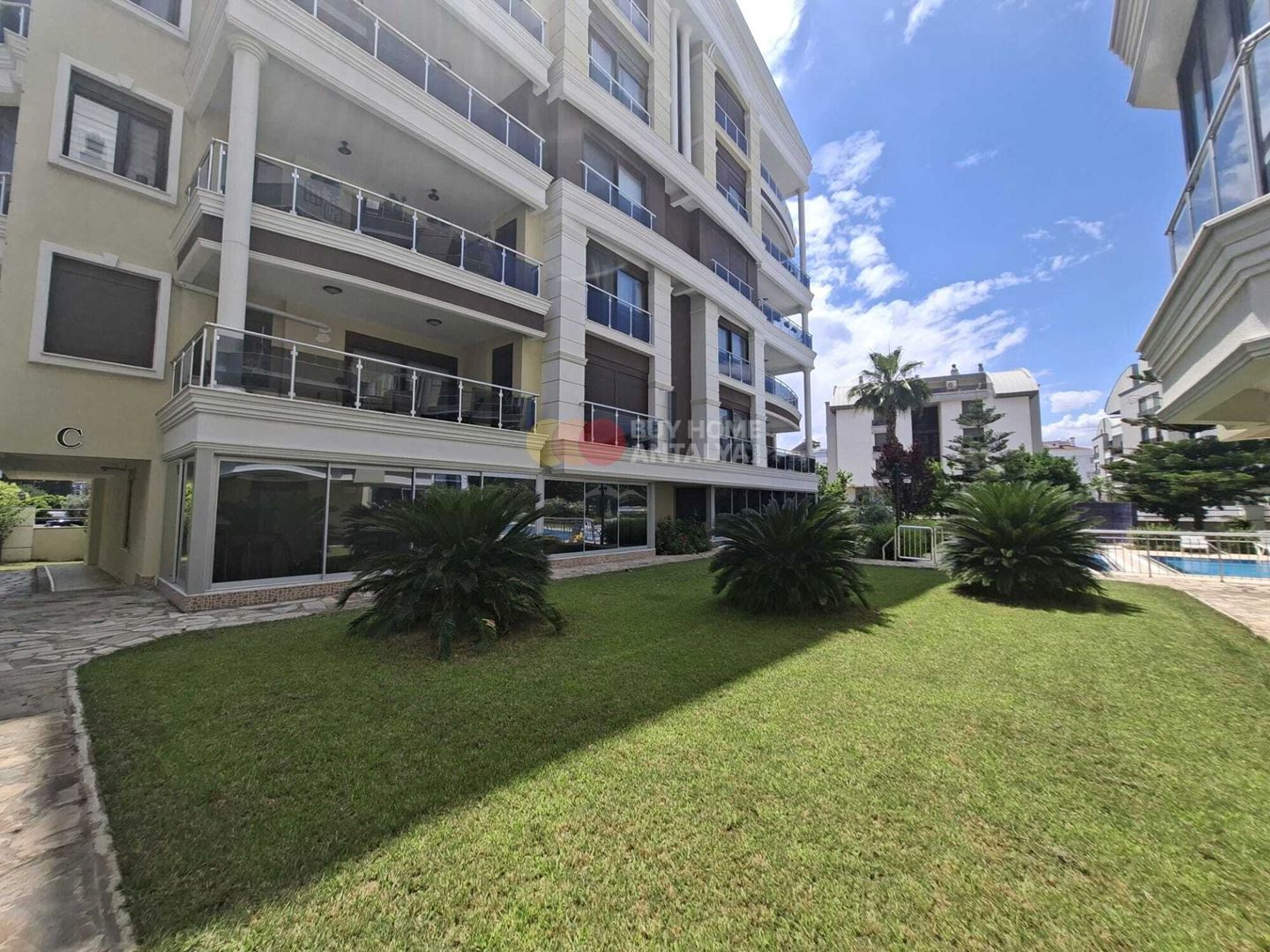 Property-photo