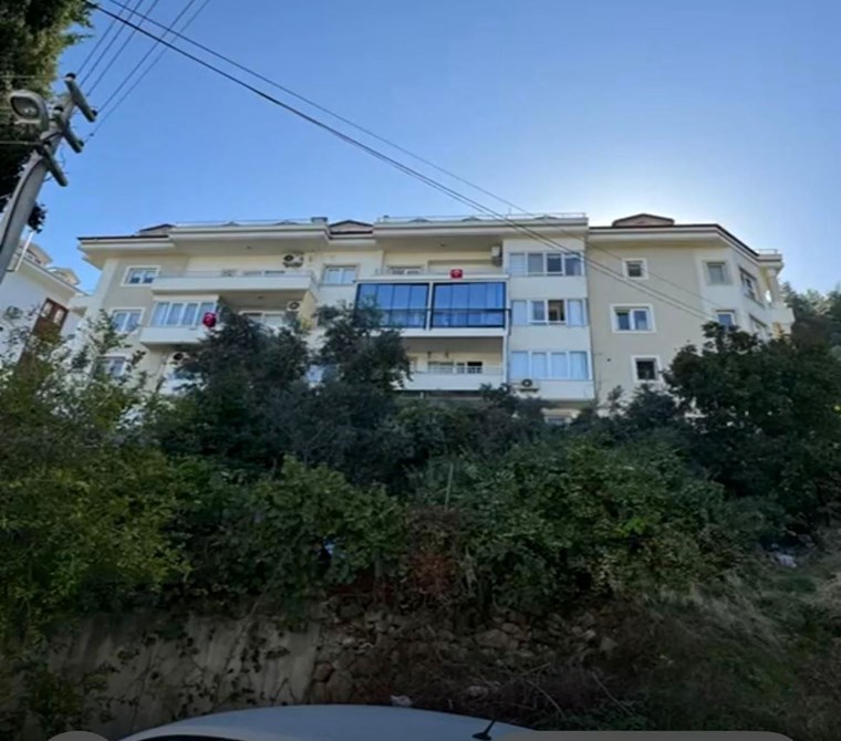 Fethiye Pazaryeri Mahallesi'nde Çift Çephe, Panoramik Deniz-Şehir-Doğa Manzaralı 4+1 Ferah Daire