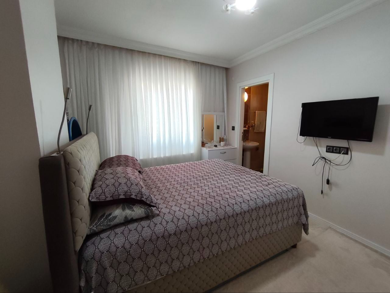 Property-photo