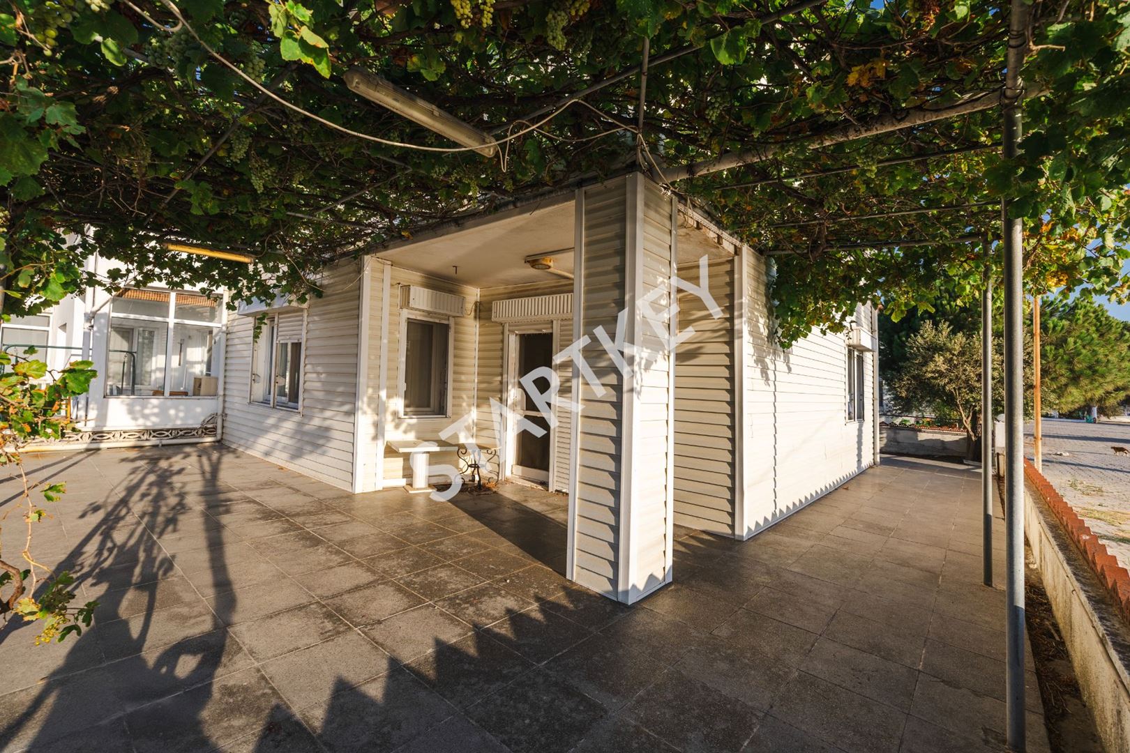 Property-photo