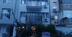 DAVUTLAR PAZAR YERİNDE MERKEZİ KONUMDA SATILIK 1+1 DAİRE