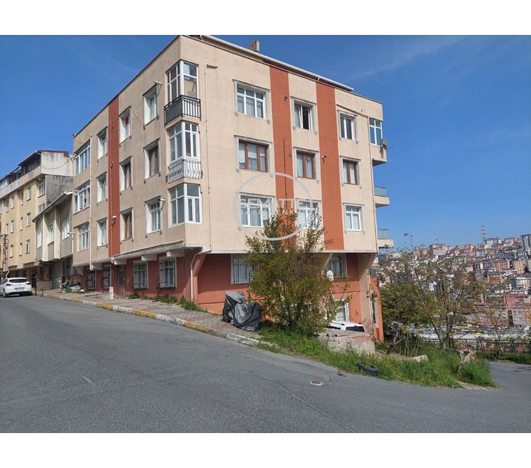 SATILIK DAIRE EYÜPSULTAN ALIBEYKOYDE 2+1 110 M²