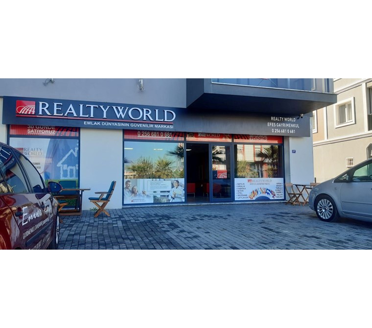 REALTY WORLD EFES'TEN DAVUTLAR'DA 203 DÖNÜM SATILIK TARLA!