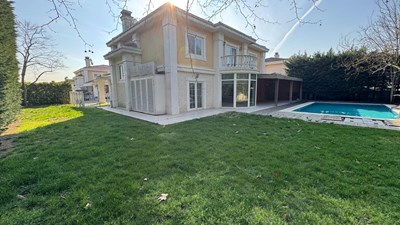 Royal Park Residence'ta Kiralık Müstakil Havuzlu, Bahçeli Villa