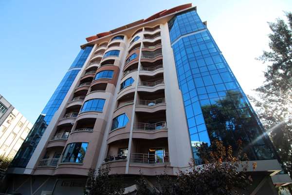 BASIN SİTESİ DORA BLOKLARINDA 4+1 220M2 SATILIK DAİRE