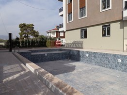 Luxury Ready-to-Move Apartments for Sale in Antalya Döşemealtı in a Family Format Complex with Pool