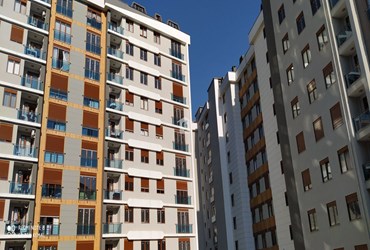 Esenkent Maltepe Satılık 3+1 Otoparklı Site İçinde Daire