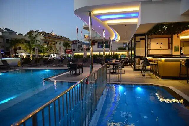 MUĞLA/MARMARİS SİTELER BÖLGESİNDE SATILIK OTEL