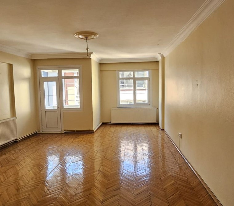 KAĞITHANE TELSİZLER'DE 3+1 ASANSÖRLÜ BALKONLU KİRALIK GENİŞ AİLE DAİRES