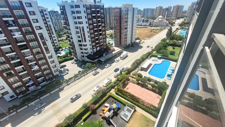 KLİKYA'DAN GÜRSELPAŞA'DA VERA PLUS SİTESİNDE 3+1 SATILIK DAİRE