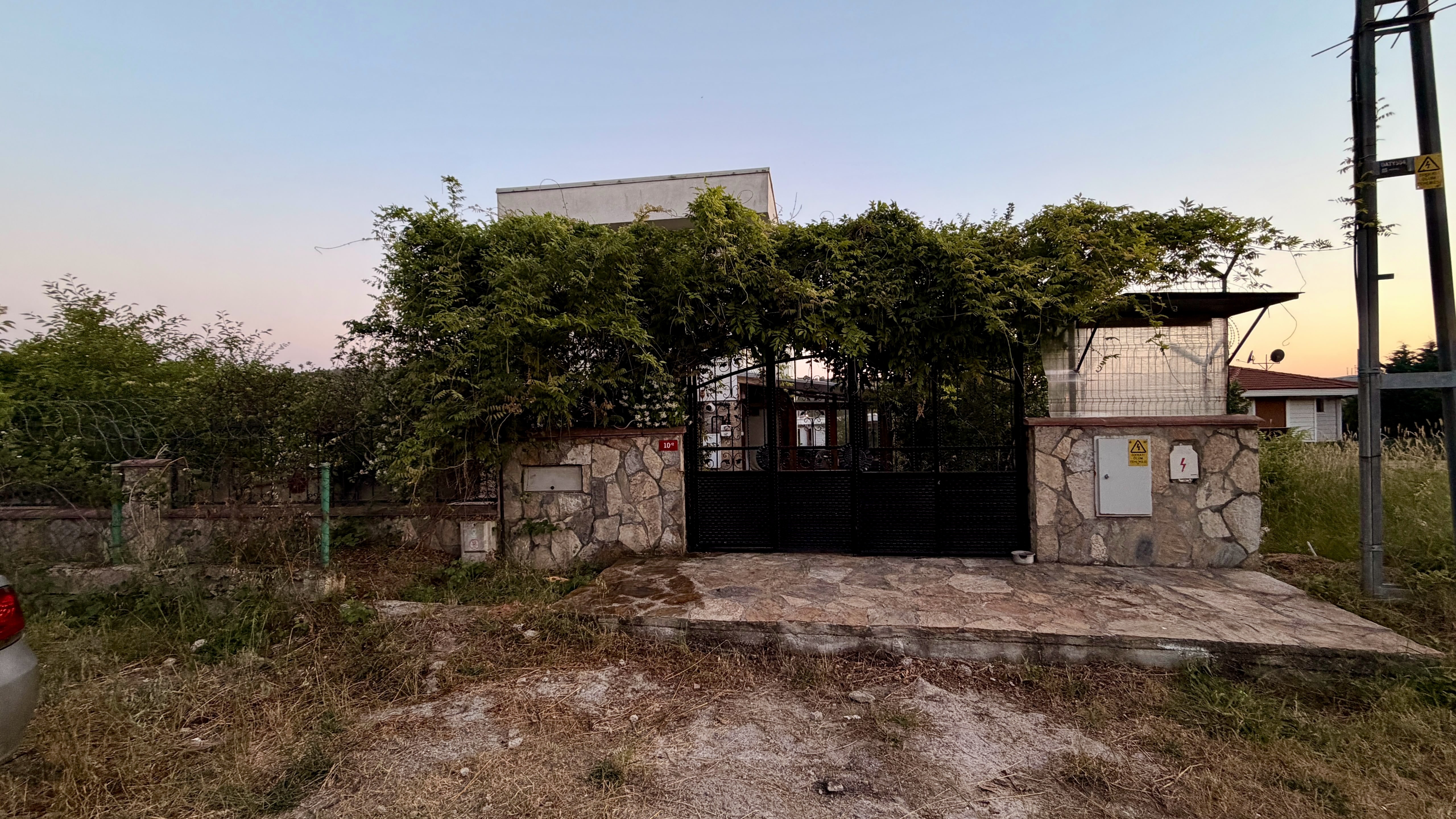 Property-photo