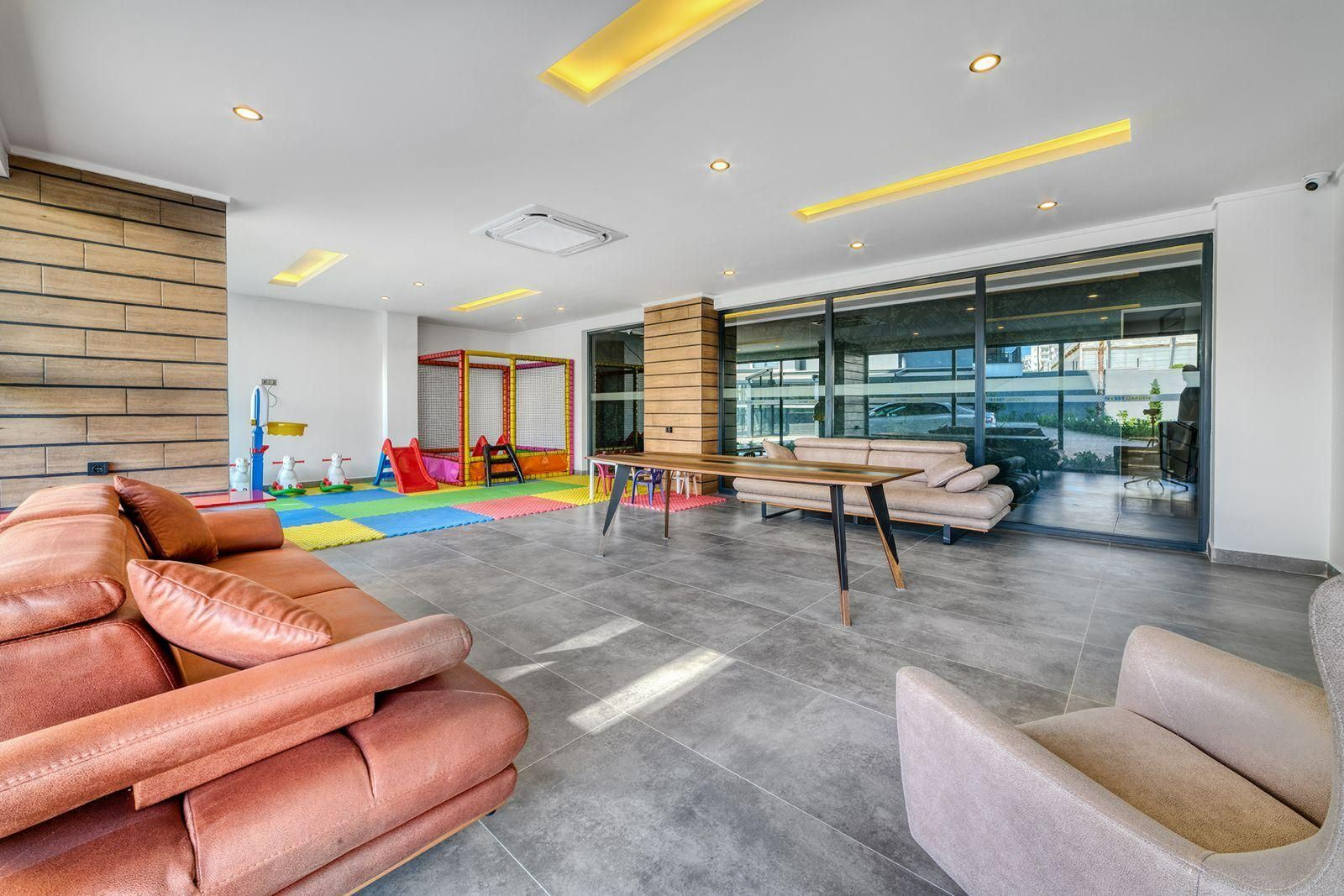 ALANYA AVSALLARDA MUHTEŞEM KOMPLEKSE SAHİP DENİZE 800M 2+1 PENTHOUSE