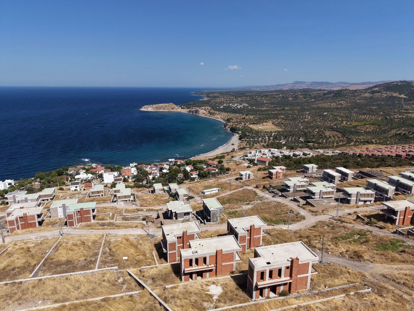 BABAKALE AKLİMANDA DENİZ MANZARALI MÜSTAKİL 3+1 VİLLA — Çanakkale gayrimenkul ilan görseli 18 / 24, Aevum Troia