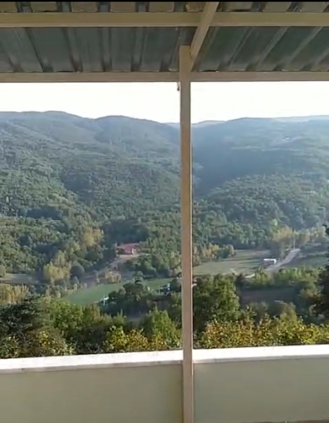 GÖLCÜK HAMİDİYE'DE ALTYAPISI HAZIR 9632 M² YOLA CEPHELİ TARLA