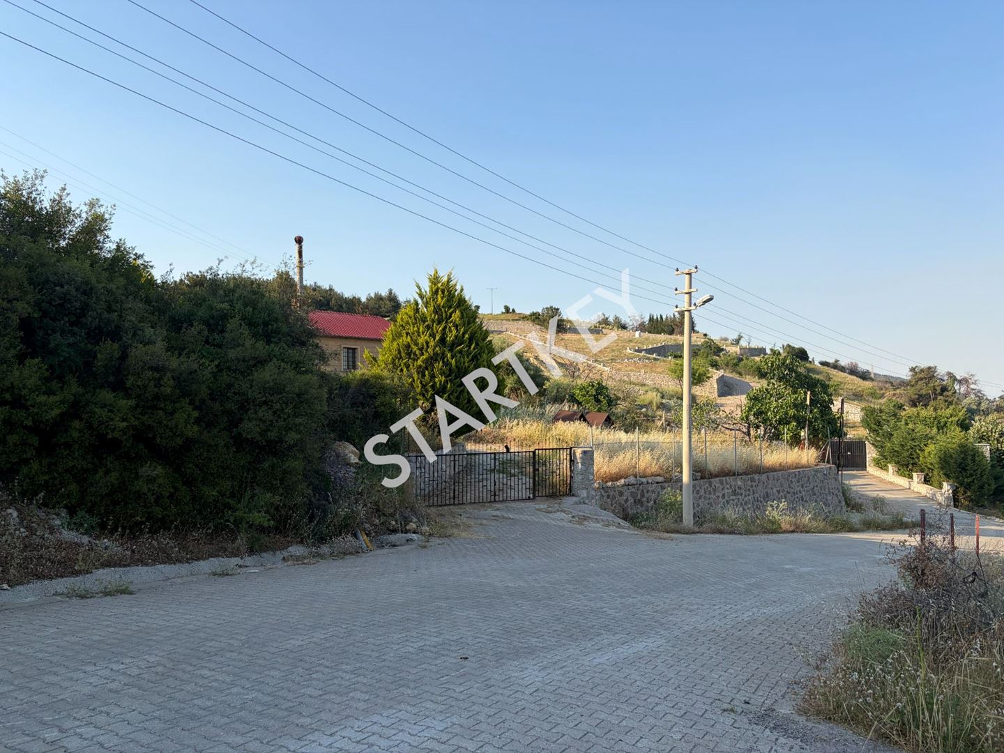 Property-photo