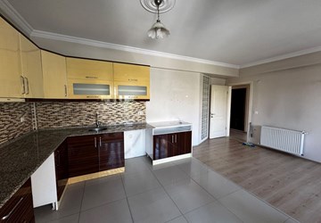 Milas Hacı ilyas Mahallesinde Müstakil Girişli Kiralık Daire!