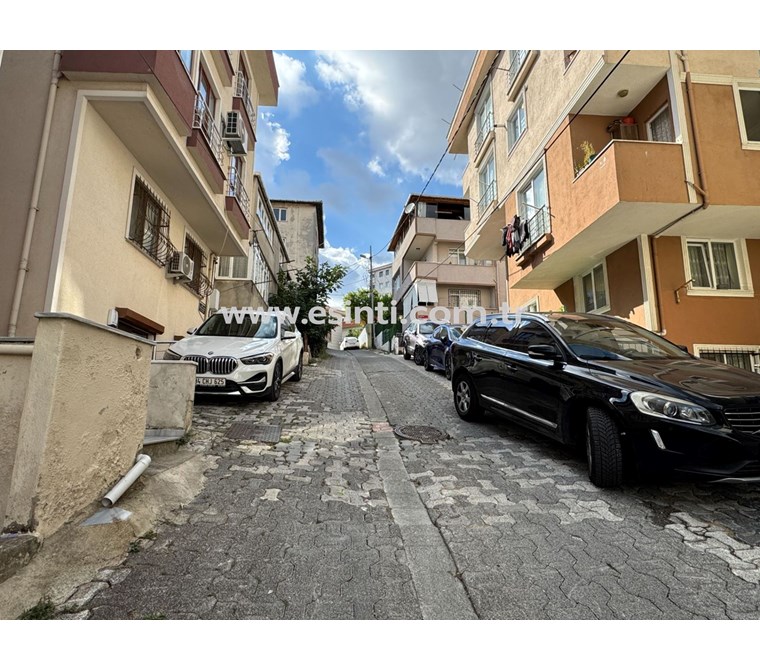 ATAŞEHİR İÇERENKÖY YENİ BİNADA BAKIMLI KULLANIŞLI 3+1
