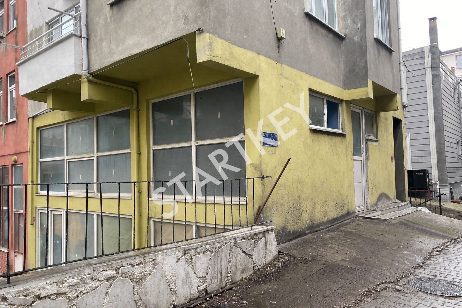 Property-photo