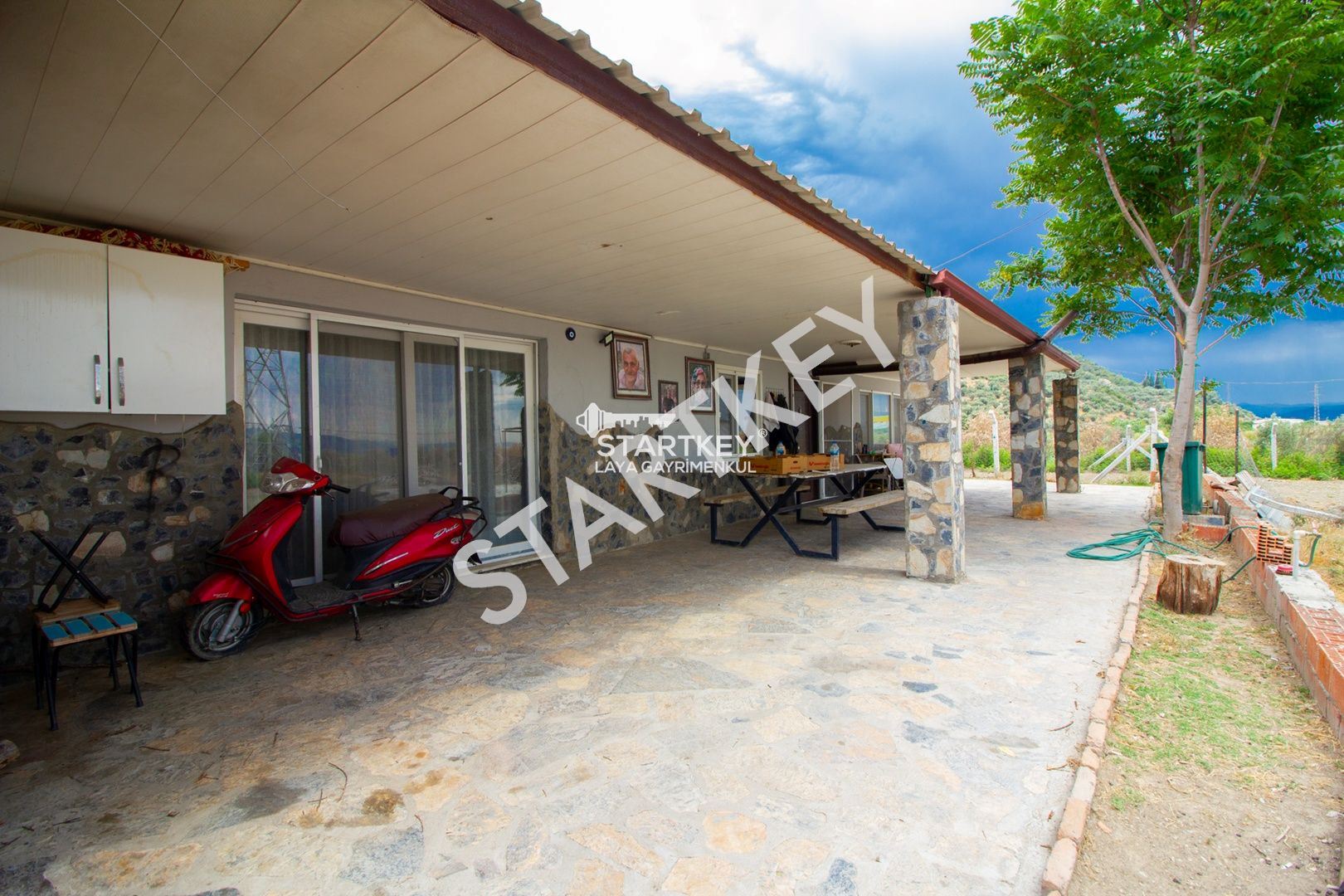 Property-photo