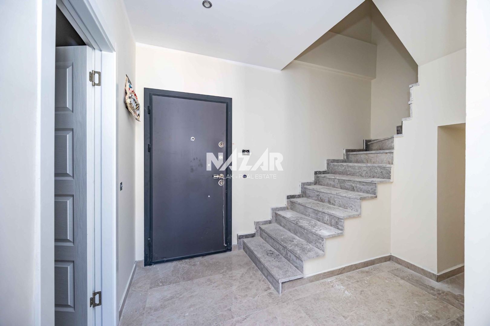 Alanya Merkez Güllerpınarı'nda Satılık 2+1 Yeni Dubleks Daire