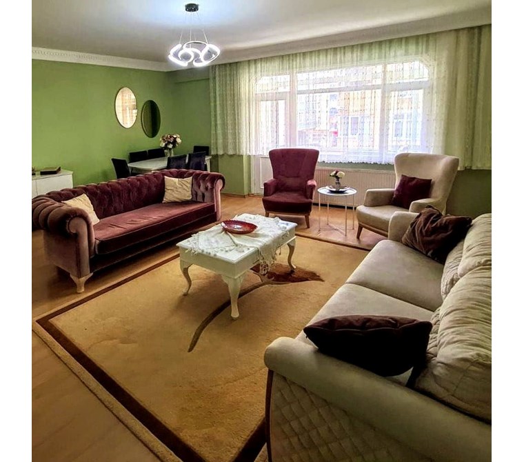 TALATPAŞA MERKEZ’DE FULL EŞYALI GENİŞ 3+1 KİRALIK DAİRE