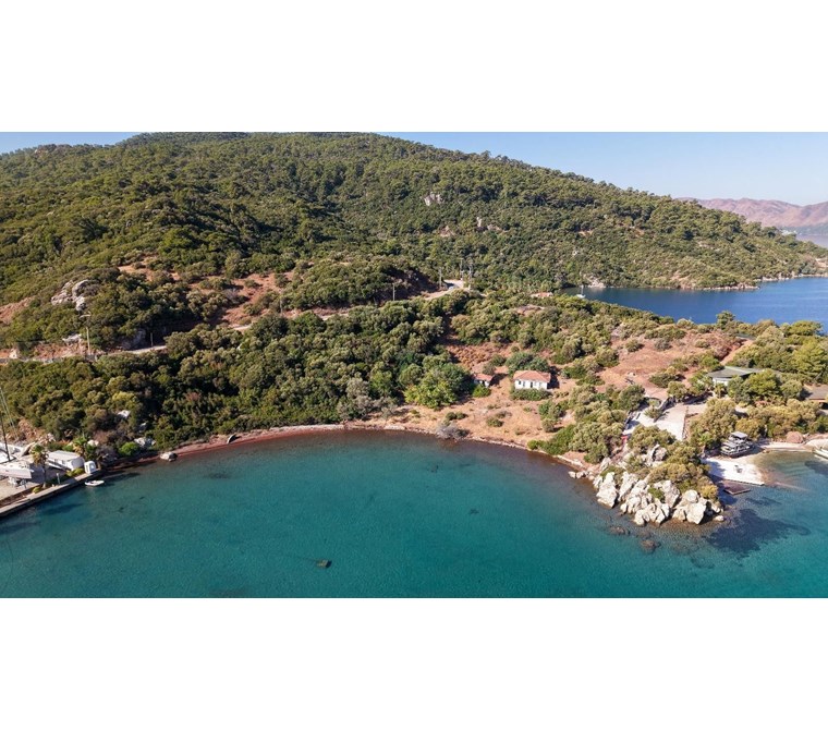 MÜJGAN EMLAKTAN MARMARİS'İN KALBİNDE TAPUYA İŞLİ EV OLAN SATILIK KOY