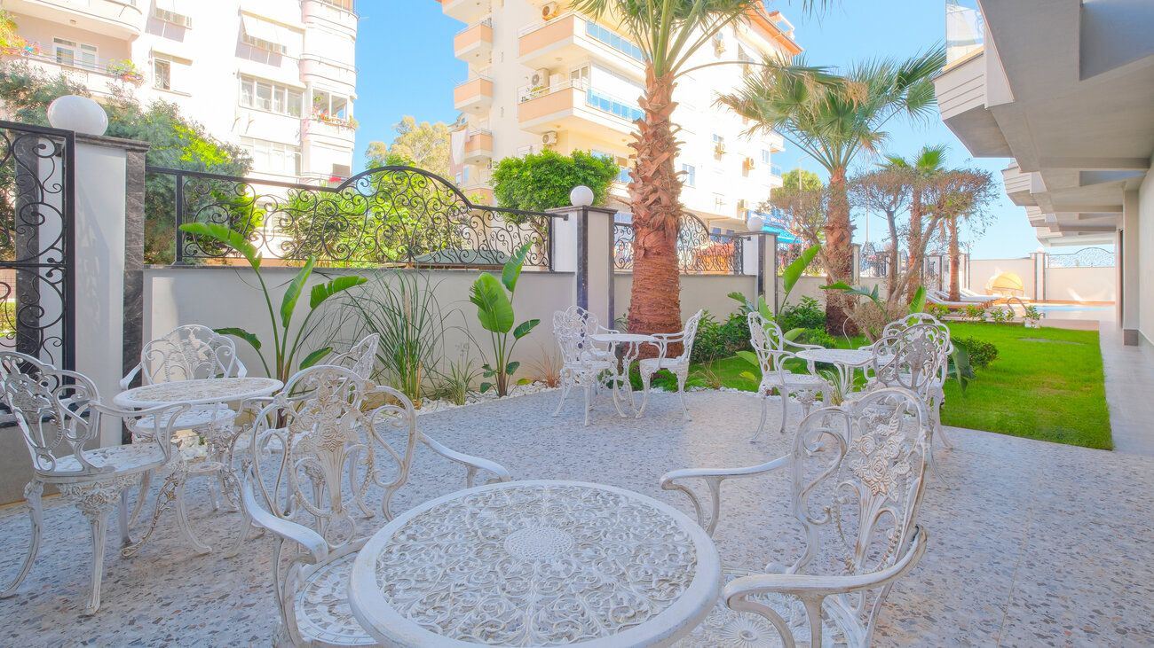 FULLY FURNISHED 3+1 SEAFRONT APARTMENT FOR SALE WITH SEA VIEW IN ALANYA CENTER · 21 · Photos