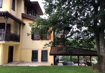 ALTIN EMLAKTAN KOCAELİ BEYKOZ VİLLALARINDA SATILIK MÜKEMMEL KONUMDA VİLLA