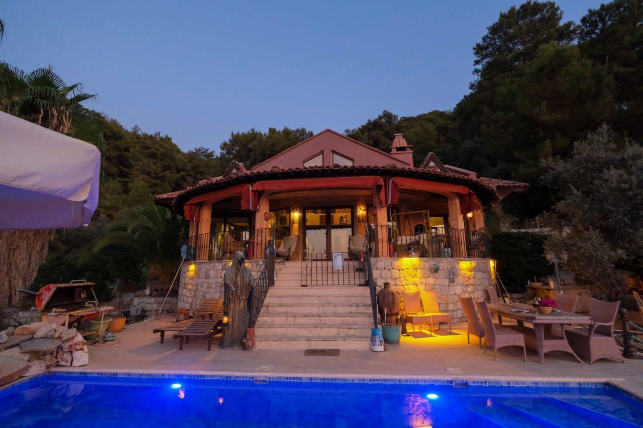 Property-photo