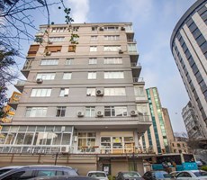 GAYRETTEPE'DE MERKEZİ KONUMDA KİRALIK DÜKKAN