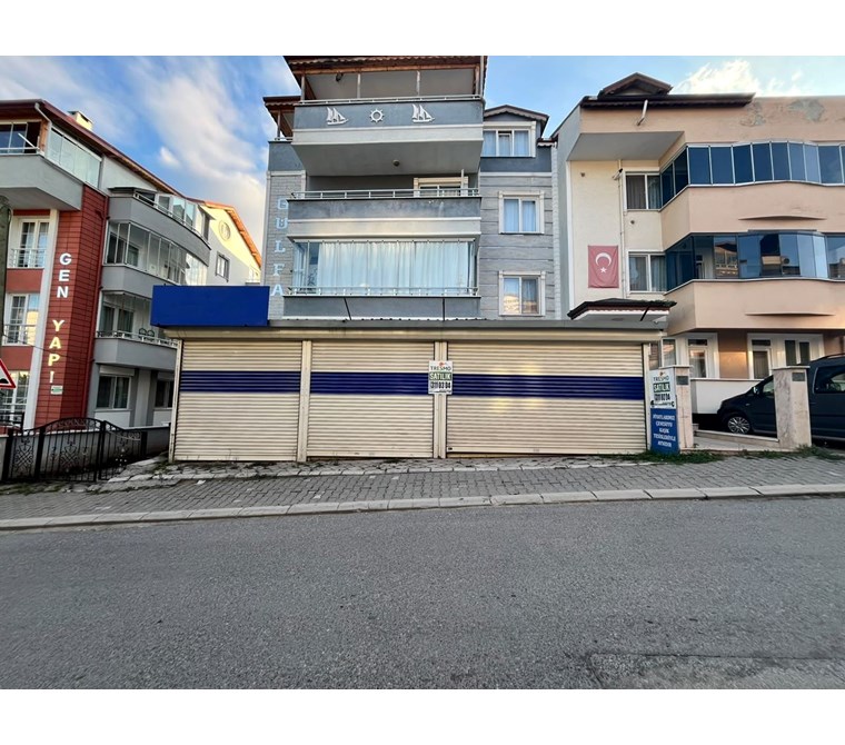DERİNCE NATO CADDESİ ÜZERİ 135 m² SATILIK DÜKKAN