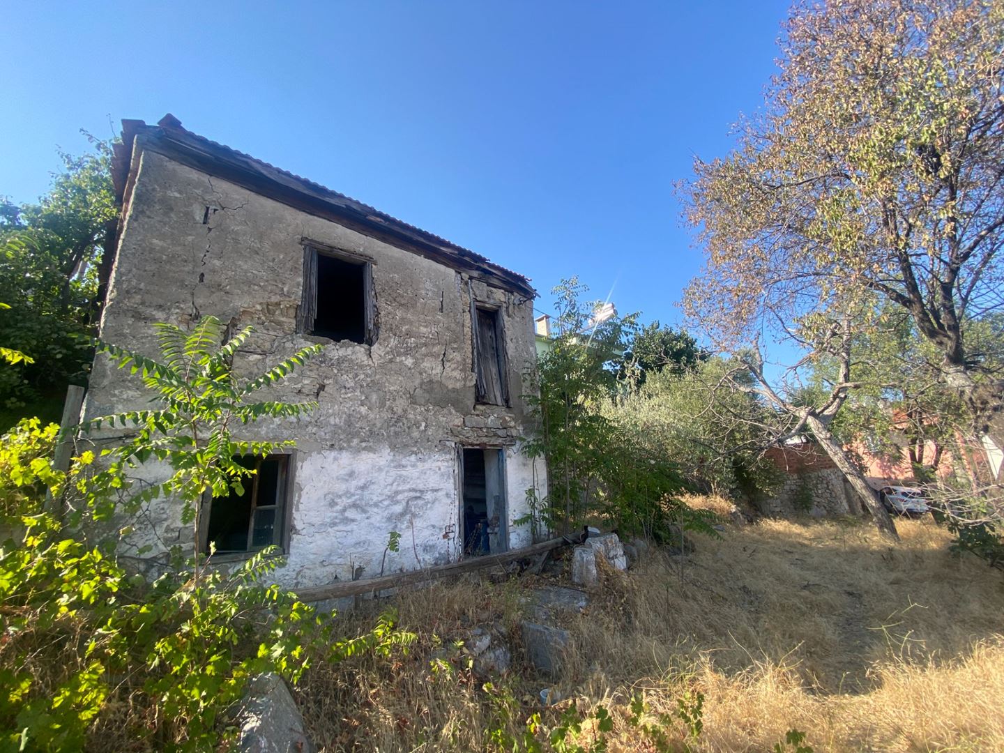 Property-photo