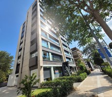 Fener Kalamış Caddesinde Marketler İçin Alt Yapısı Hazır 375 m2 Kiralık Dükkan