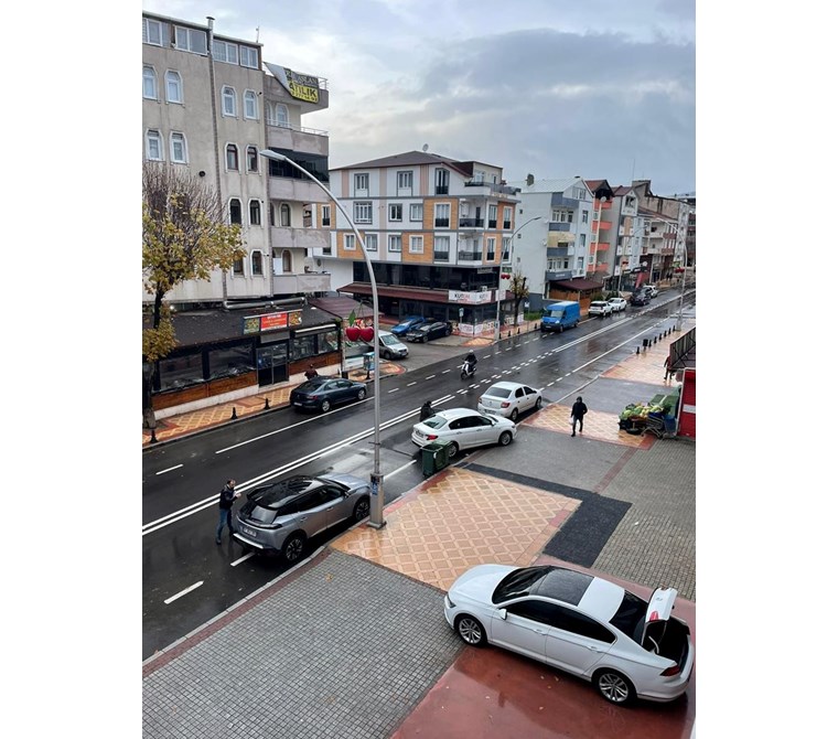 KÖRFEZ GÜNEY MAHALLESİ TUĞRUL CADDESİNDE EŞYALI 1+1 KİRALIKDAİRE
