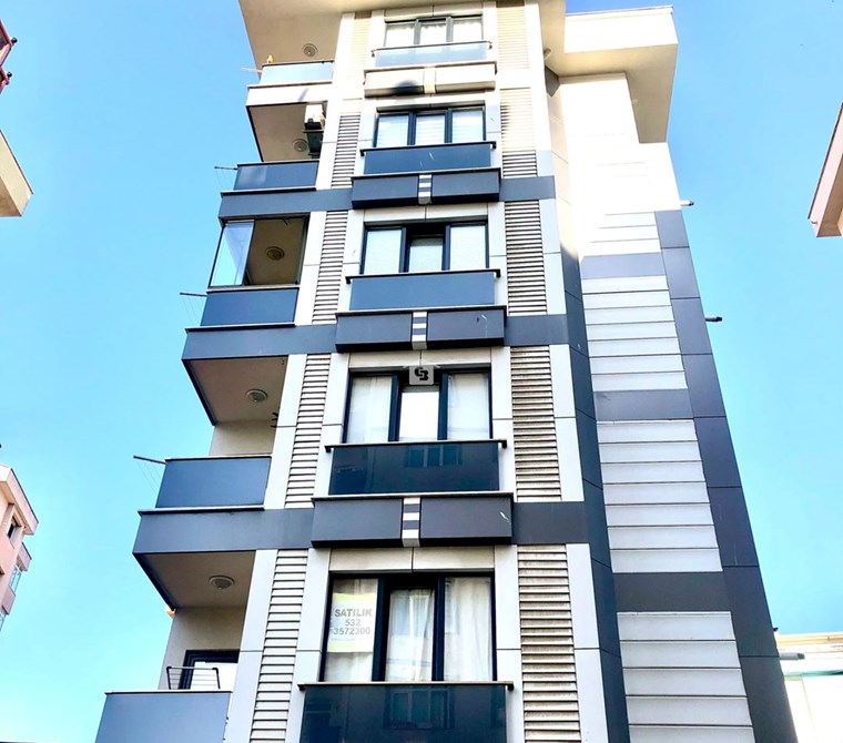 KIZILAY BULVARINA 1. PARALELDE HARİKA KONUMDA SATILIK 2+1 DAİRE
