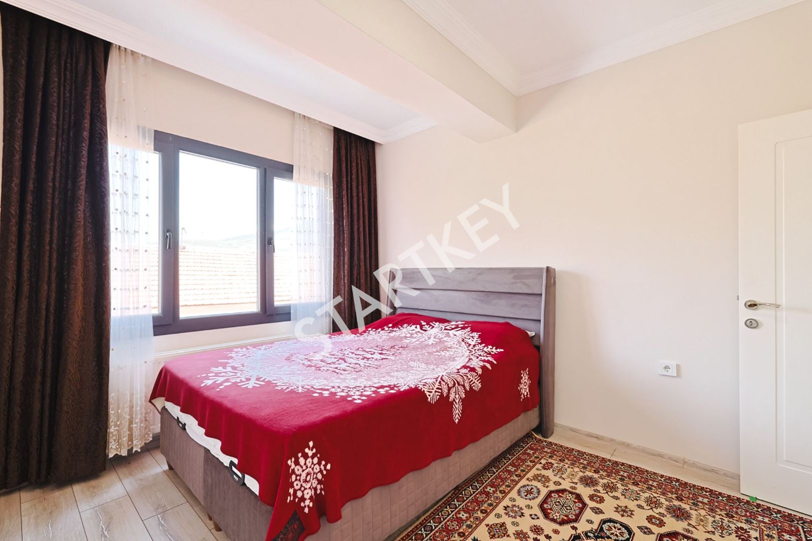Property-photo