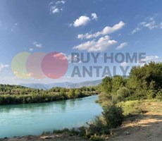 Antalya Manavgat Irmağının Kıyısında Geniş Arazili Muhteşem Satılık Çiftlik