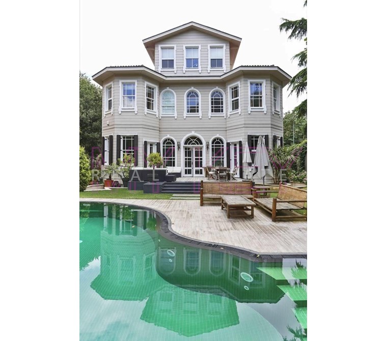 MyKey'den TARABYA'da Muhteşem Mimari SATILIK KÖŞK