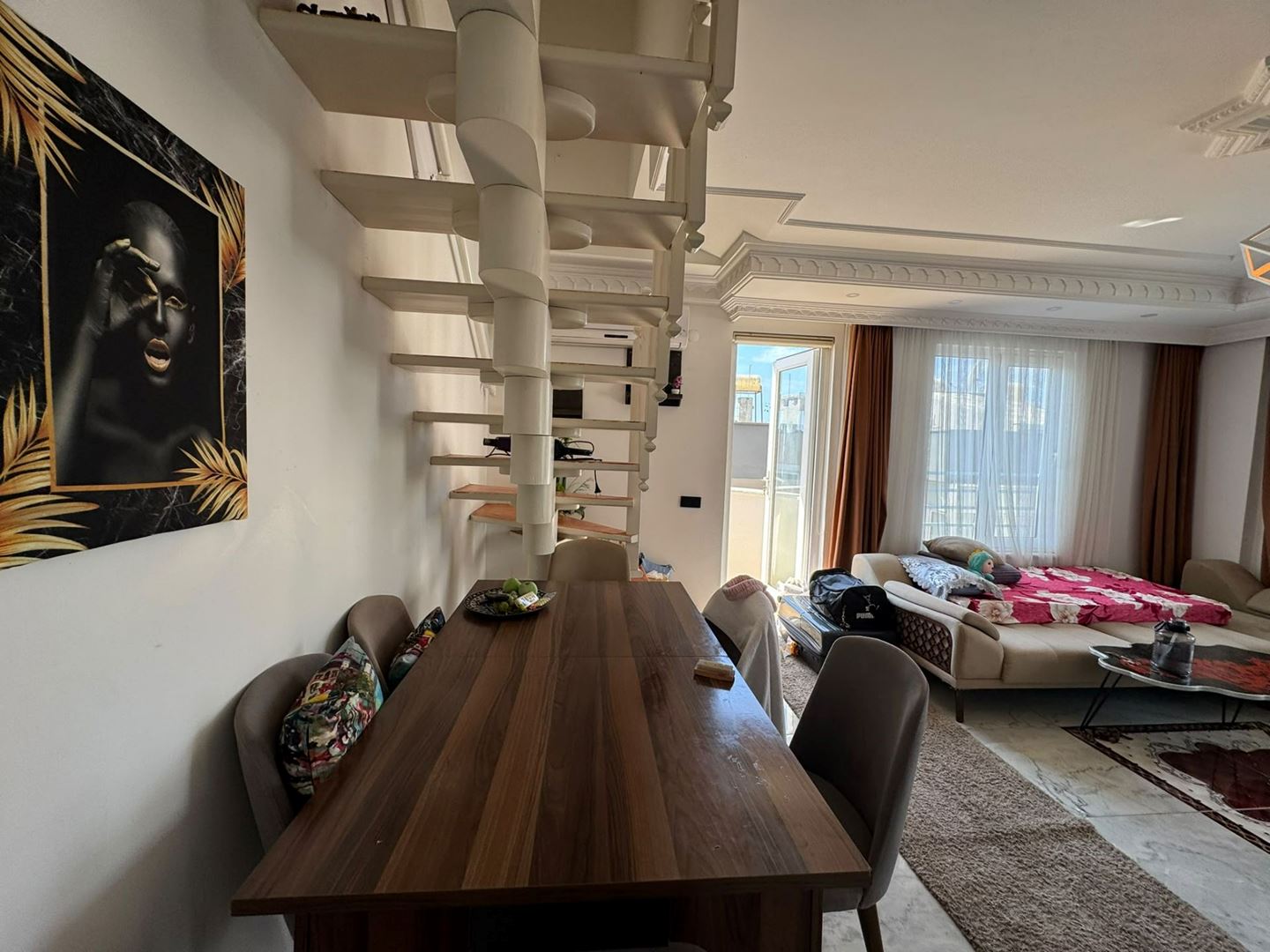ALANYA KIZLARPINARI’NDA YATIRIMLIK SATILIK 3+1 – İKİ AYRI 1+1 DAİRE OLARAK KULLANILIYOR!