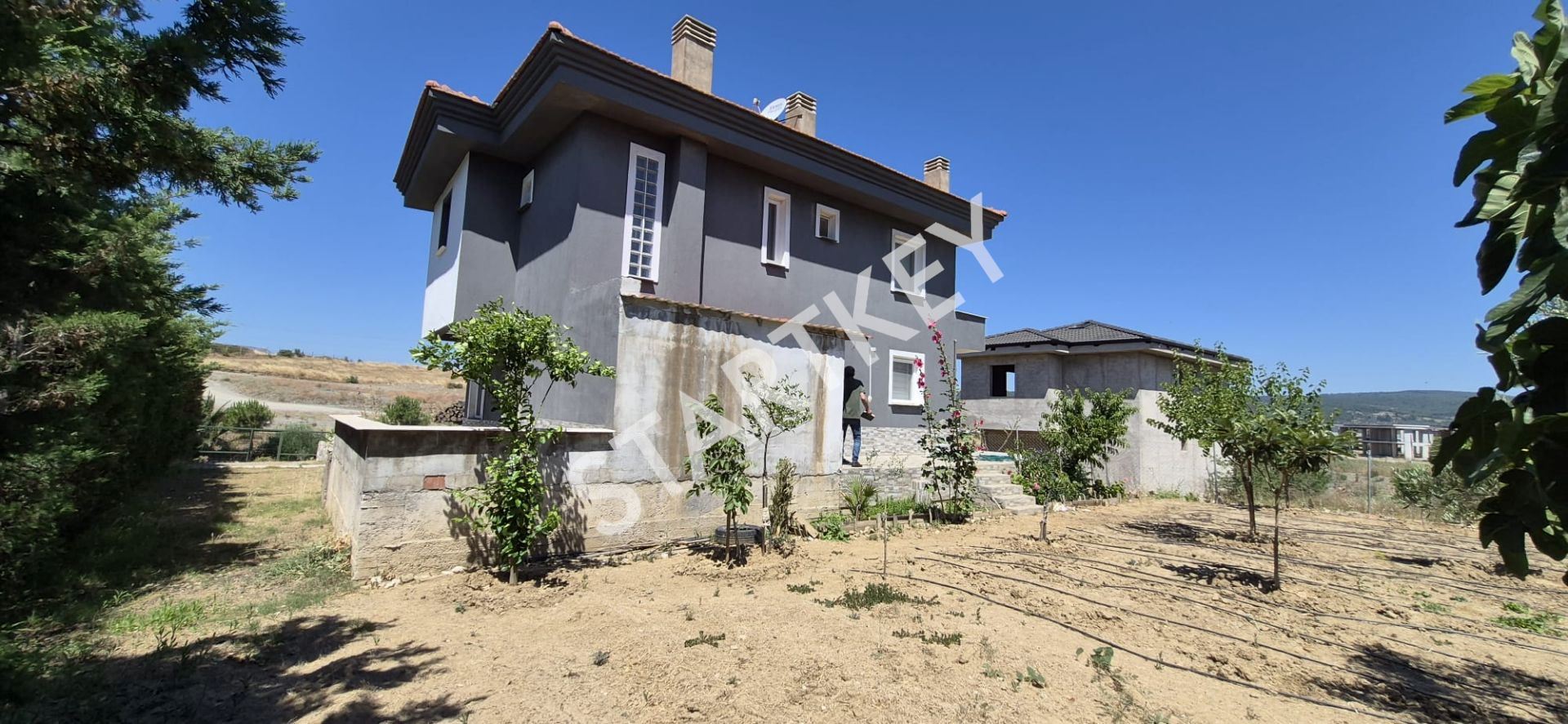 Property-photo