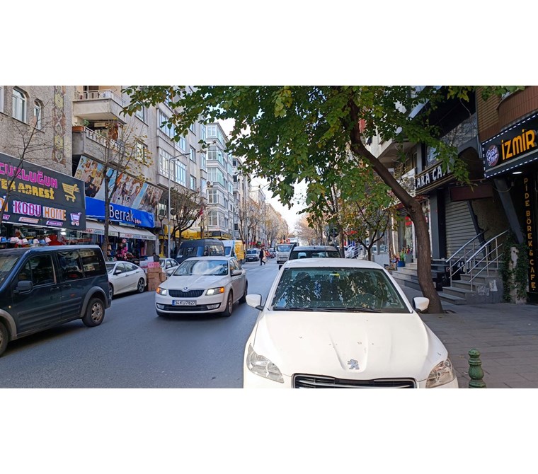 YATIRIMCIYA BAĞCILAR MERKEZDE 800M2 MAĞAZA