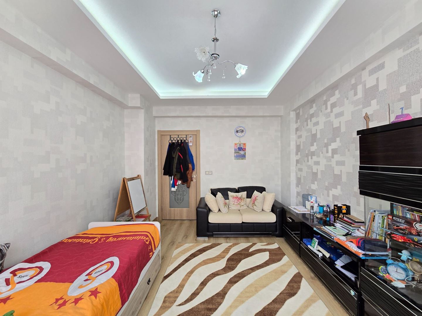 Property-photo
