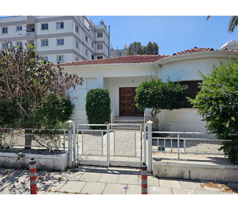 KÖŞKLÜ ÇİFTLİKTE MÜSTAKİL EV